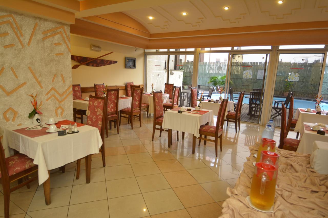 Merina Hotel Yaoundé Exterior foto